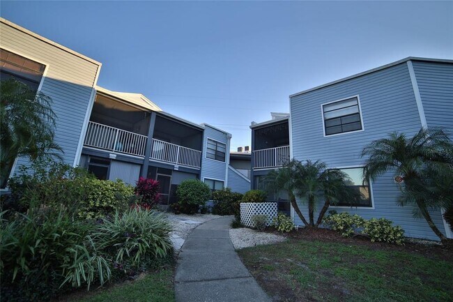 Building Photo - 3992 Atrium Dr