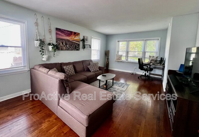 Foto del edificio - 4505 Mallard Crescent