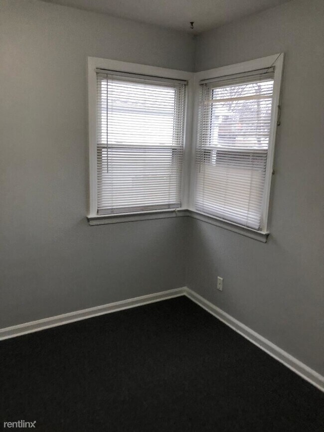 Building Photo - 2 br, 1 bath House - 2335 Rowland Ave