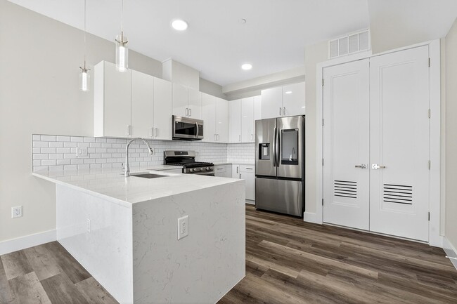 Foto del edificio - 3443 John F. Kennedy Blvd