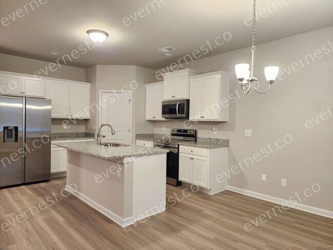 Building Photo - 1519 Persimmon Trce