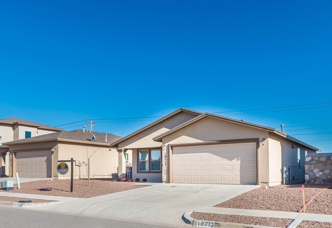 Building Photo - Charming 3 bedroom, 2 bath home in Northea...