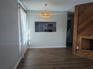 Foto del edificio - 411 W Main St