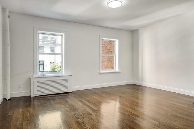 Photo - 39 East 65th street-ev4B Apartment