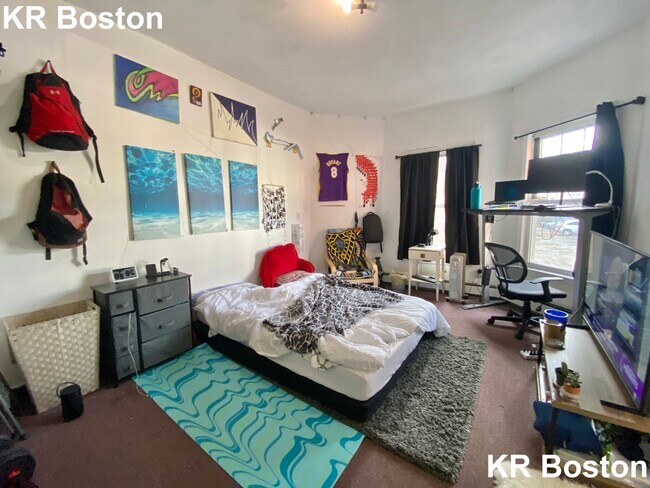 Foto del edificio - 243 Harvard Ave