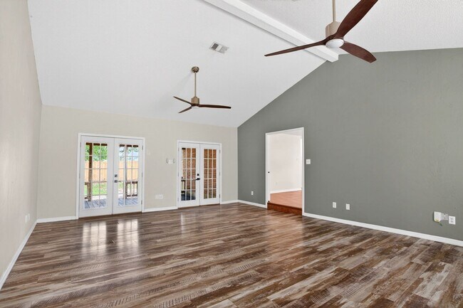 Building Photo - Beautiful Diamondhead Home