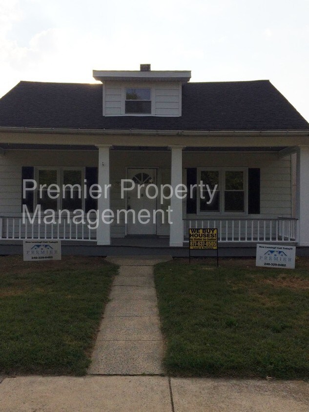 Primary Photo - 376 S Cleveland Ave