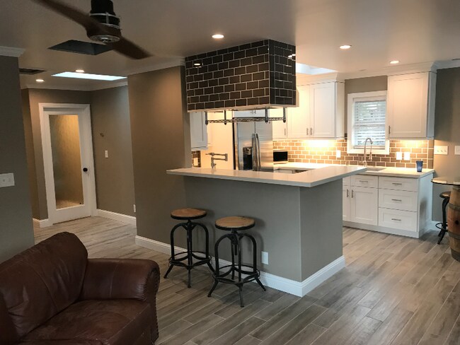 Photo - 555 La Vista Rd Apartment