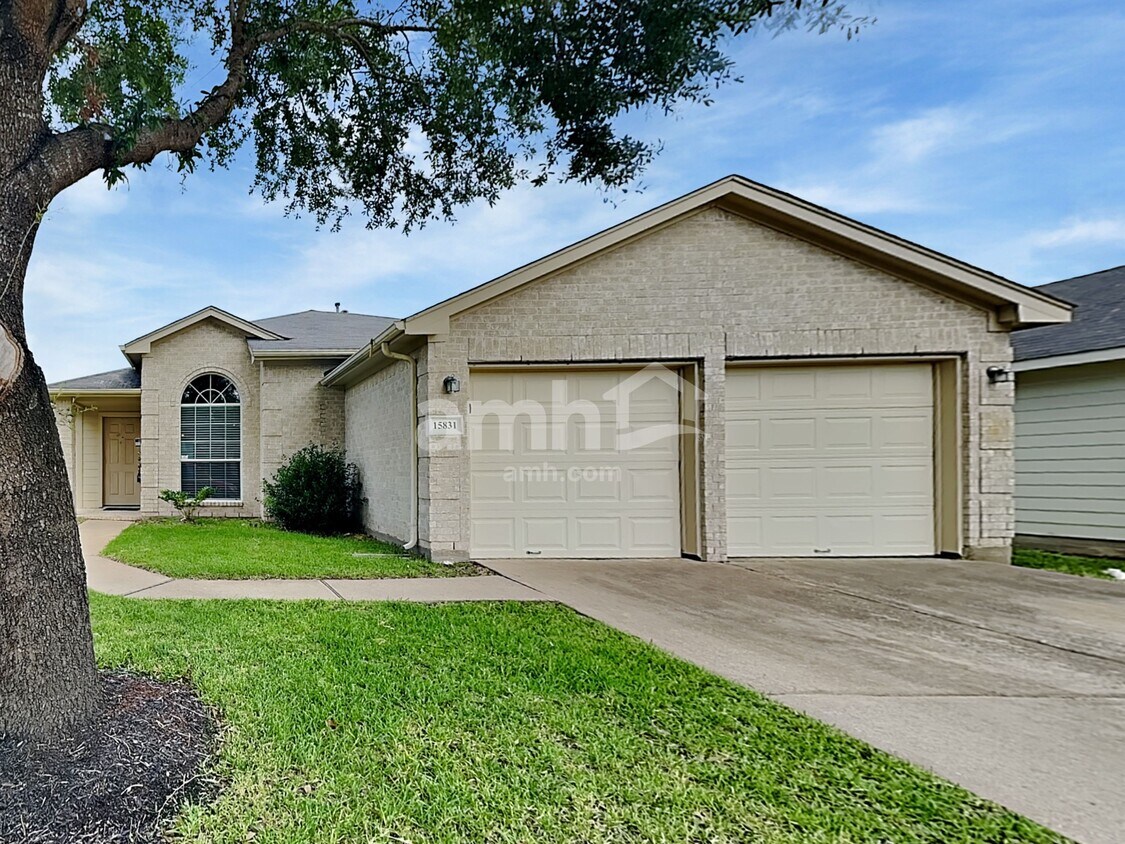 Foto principal - 15831 Aldridge Creek Ct