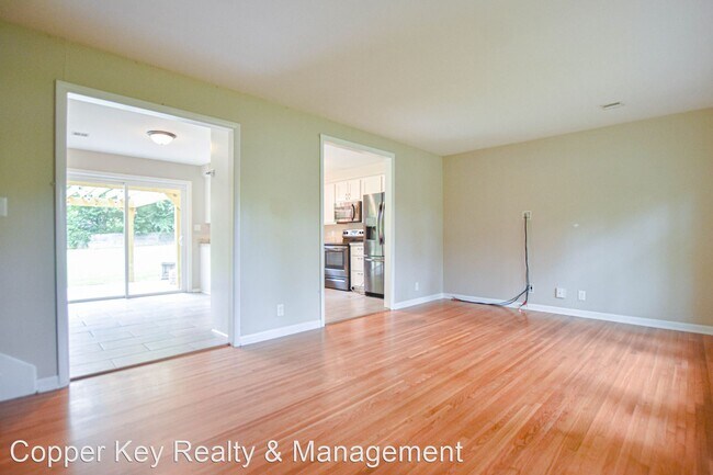 Building Photo - 4 br, 2.5 bath House - 215 Shiloh Road