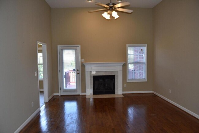 Building Photo - 2313 Golden Oak Court