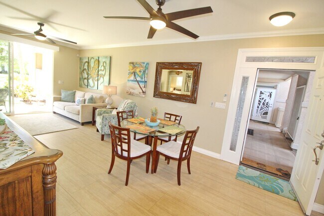 Foto del edificio - Beach Style 2 bed/2bath Luxury Condo - Finely Furnished - Steps from the Beach - Resort Amenities -