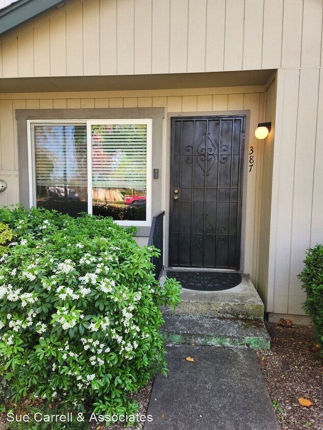 2 br, 1 bath House 387 Wall Place House Rental in Santa Rosa, CA