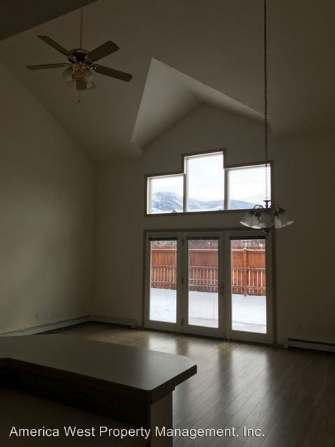 Building Photo - 2512 Valhalla Ct