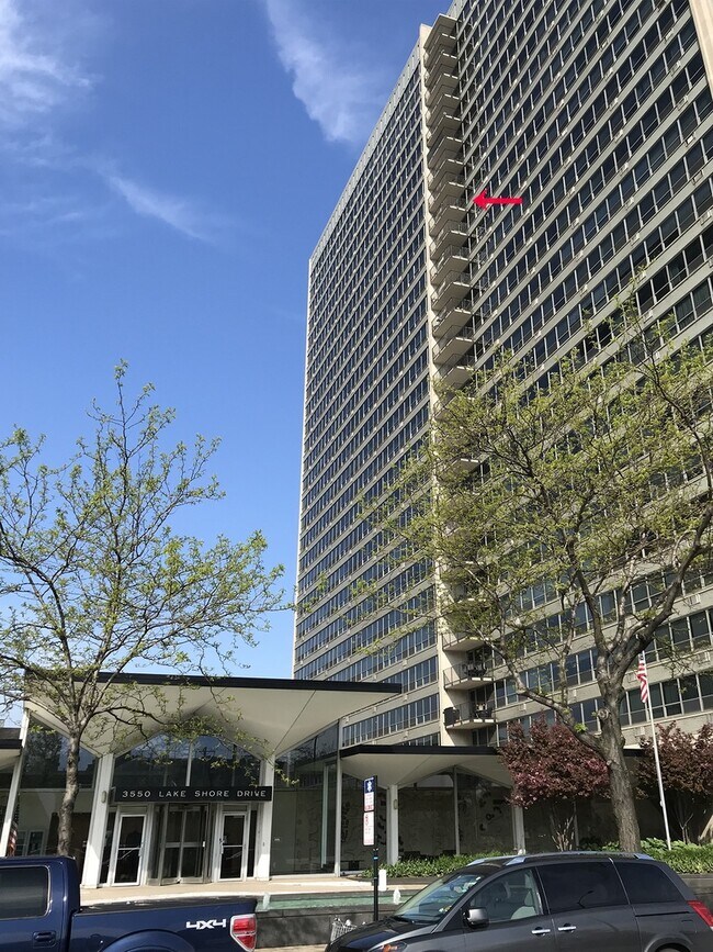 Foto del edificio - 3550 N Lake Shore Dr.