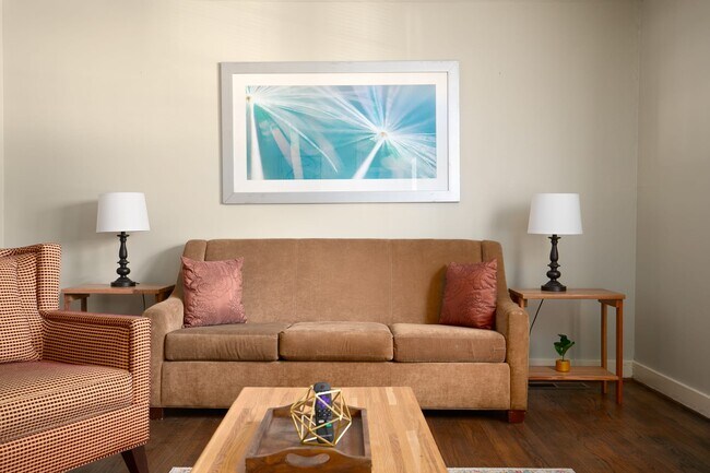 Building Photo - 456 86th St S