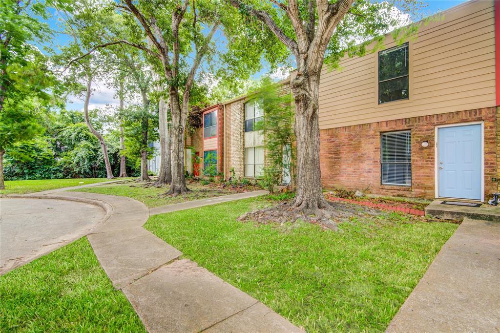 Primary Photo - 2412 Miramar Ct