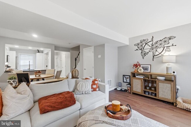 Foto del edificio - 2568 S Arlington Mill Dr