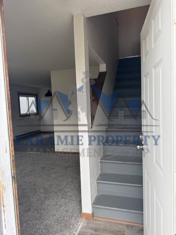 Foto del edificio - 1537 E Person St