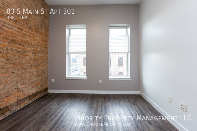 Building Photo - 83 S Main St