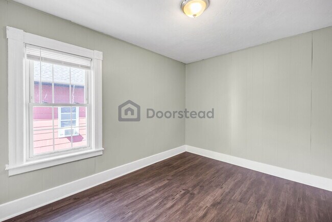 Foto del edificio - 102 Endicott St