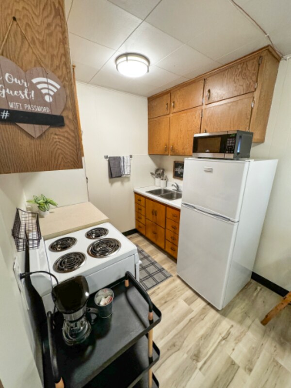 Foto del edificio - 208 2nd St S