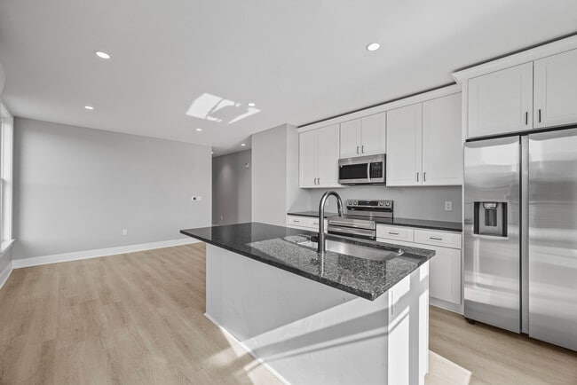 111 S Main St Apt A (1B) - Zeli Capital