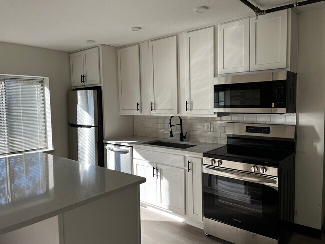 Foto del edificio - 480 8th St