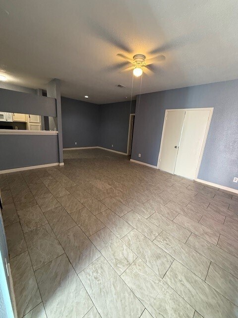 Building Photo - 14550 Fonmeadow Dr