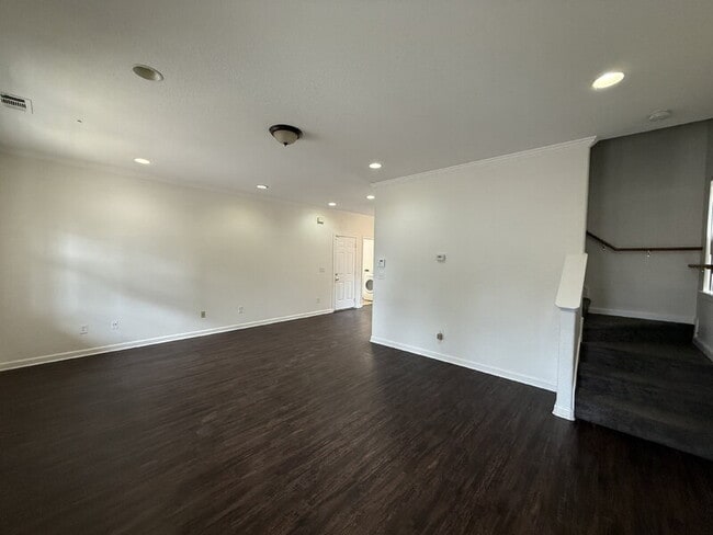 Building Photo - 3329 San Jose Way