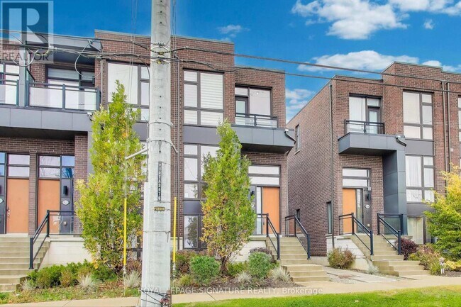 Photo du bâtiment - 9124 Bathurst St
