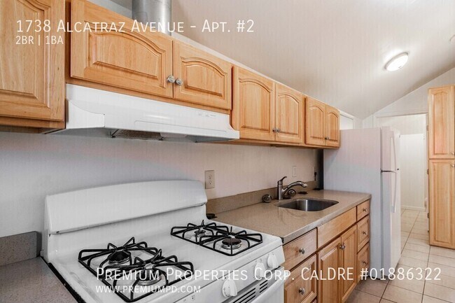 Foto del edificio - 1738 Alcatraz Ave