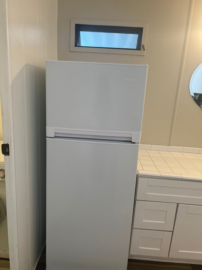 Building Photo - 21001 Plummer St