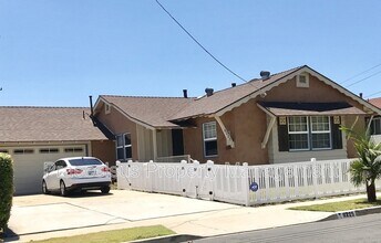 Building Photo - 6225 Chadwick Ave