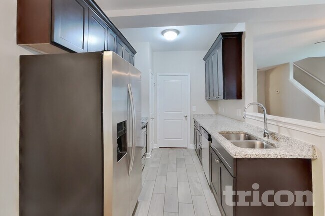Foto del edificio - 2281 Cason Ln