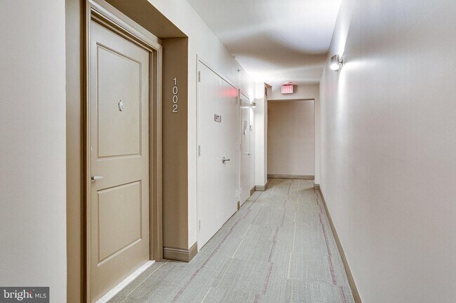 Foto del edificio - 930 Wayne Ave