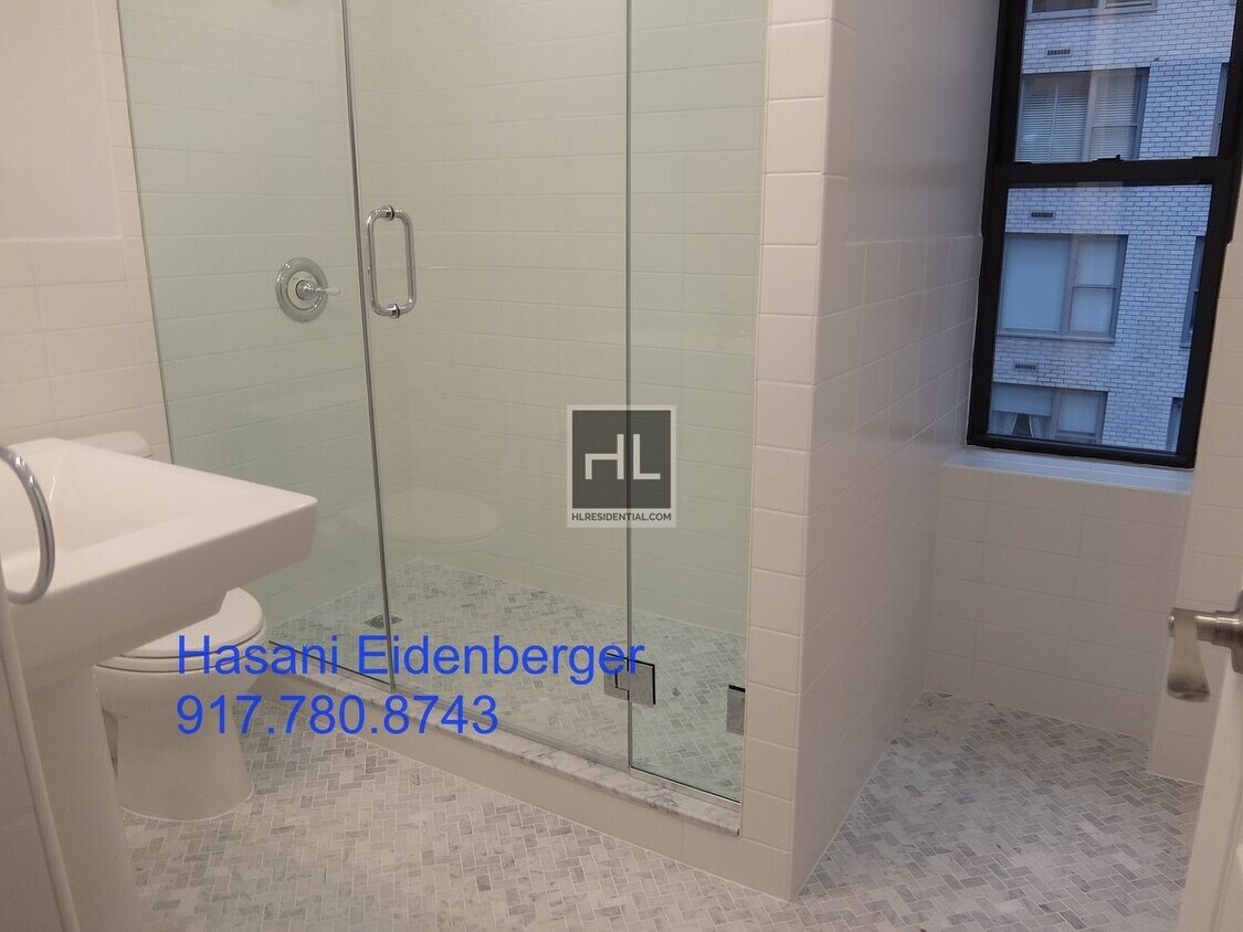 Foto del edificio - WEST 56 STREET