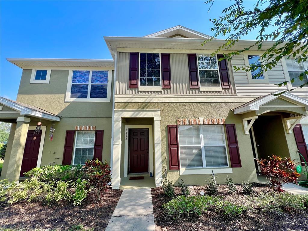 12425 Foxmoor Peak Dr, Riverview, FL 33579 Townhome Rentals in