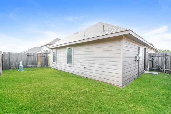 Building Photo - 18803 Brescia Ln