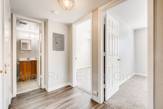Foto del edificio - 2550 N Ogden St