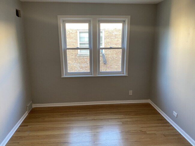 Bedroom 1 - 3242 W Hollywood Ave