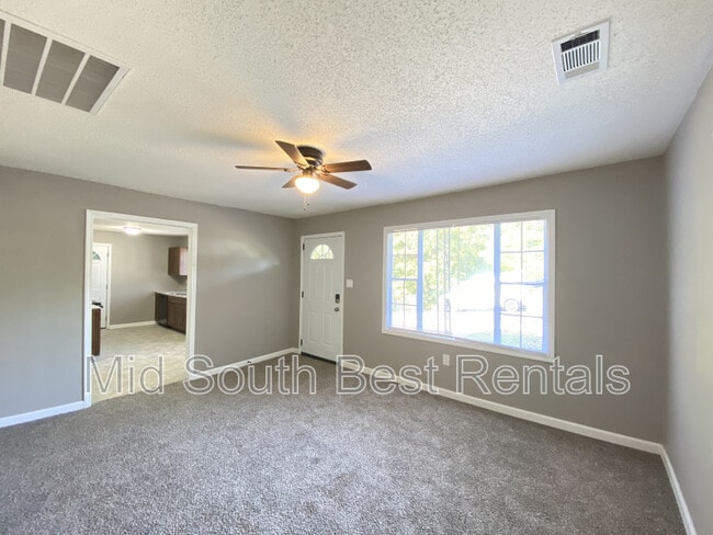 Building Photo - 4413 Zion St