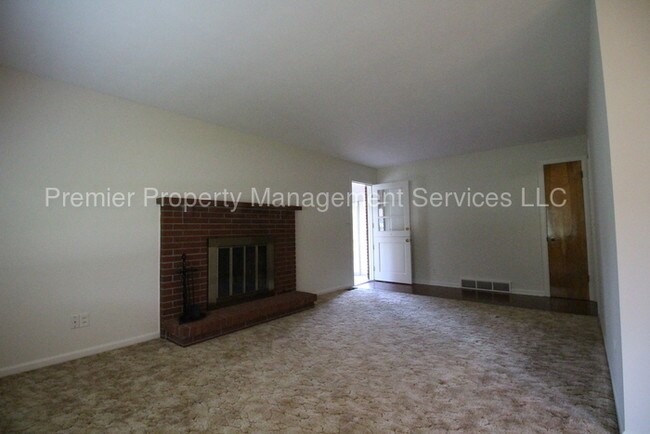 Building Photo - 1513 Tucker Station Rd