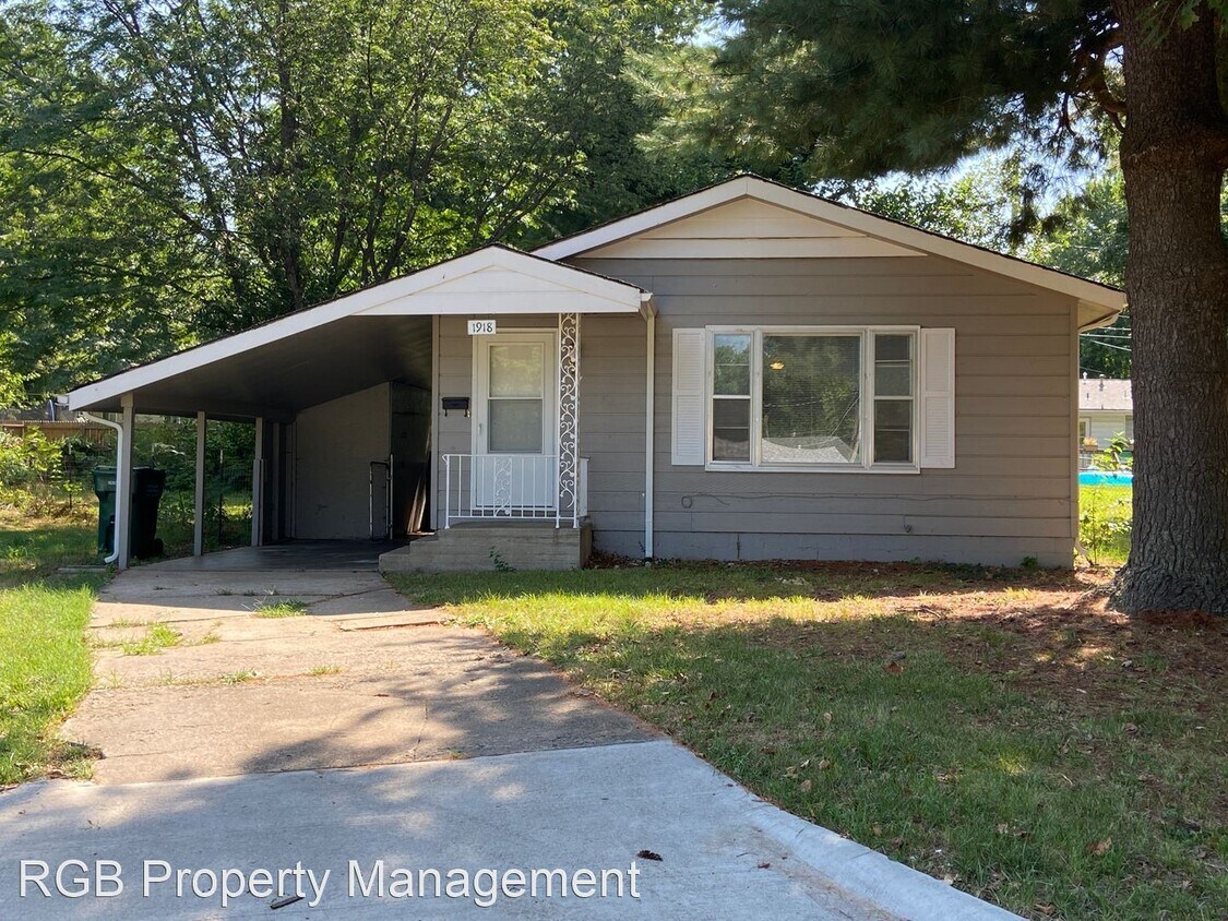 Foto principal - 3 br, 1 bath House - 1918 S. Missouri