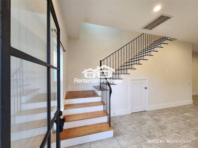 Foto del edificio - 2202 Lynnfield St