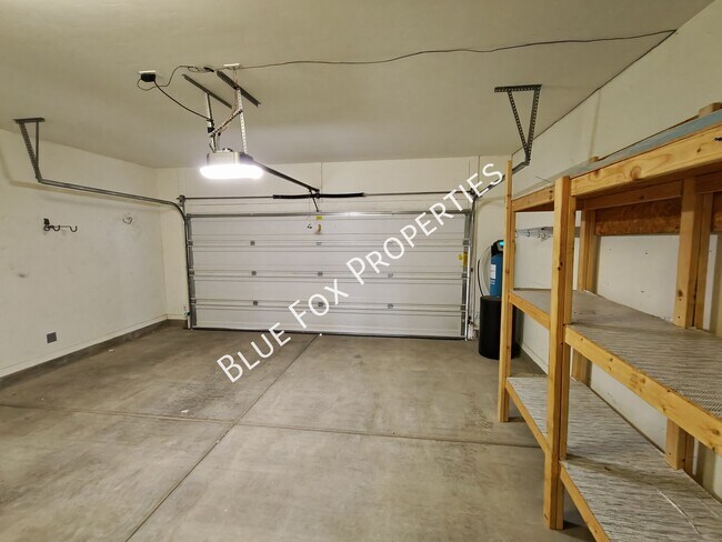 Foto del edificio - 8079 S Dolphin Way