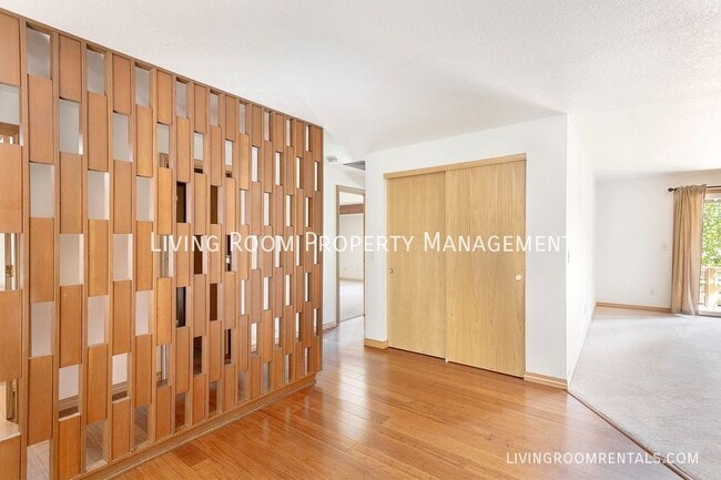 Photo - 9803 SW 49th Ave House