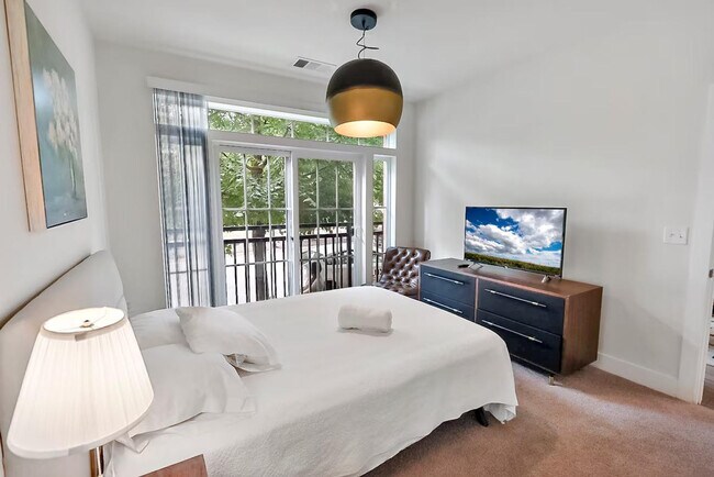 Foto del edificio - 238 S West St