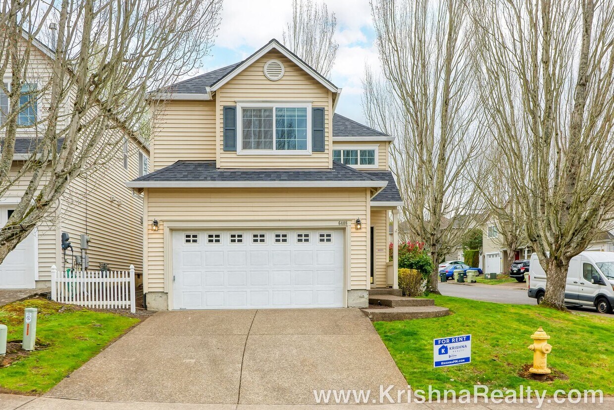 Primary Photo - Lovely 3 BD* 2.5 BA* Single Family Home In...