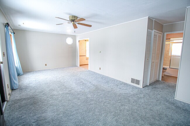 Foto del edificio - 5640 Vermont St SW